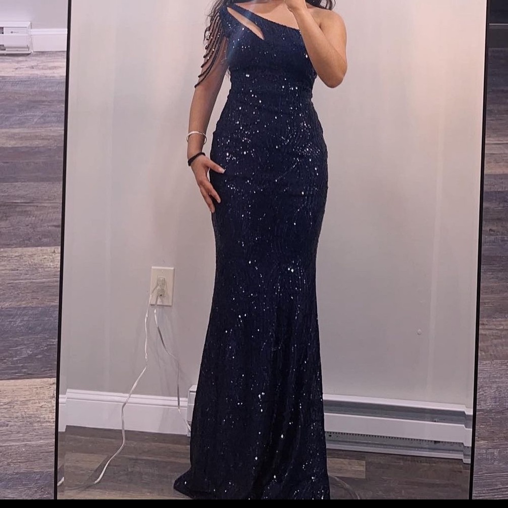 One shoulder navy blue evening gown